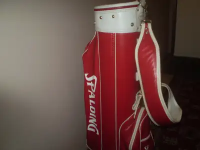 SPALDING USA (GOLF BAG)  ADULT ( MINT CONDTION ) 6 WAY DIVIDER, View more