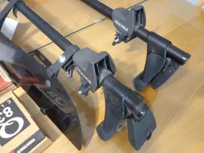 Fits Toyota Matrix with naked roof. May fit other small cars. 48" round bars, with keys. New price i...