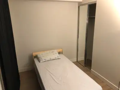 ASAP Room for rent downtown Toronto (Waterfront)