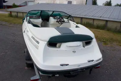 2001 Sea-Doo Utopia 185 - Powerful Mercury V6 Optimax 200HP direct-injection engine - Only around ~2...
