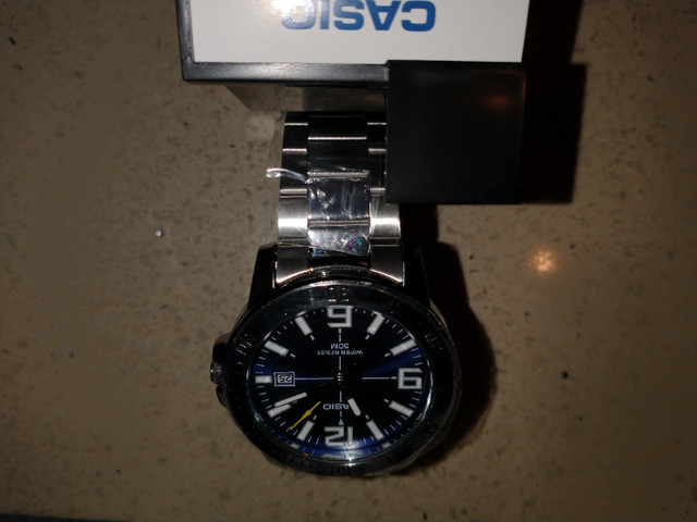 Brand new Casio watch, never worn, in original box. in Jewellery & Watches in Oshawa / Durham Region - Image 3