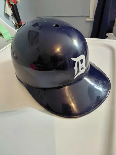 DETROIT TIGERS SOUVENIR BATTING HELMET FULL SIZE, View more
