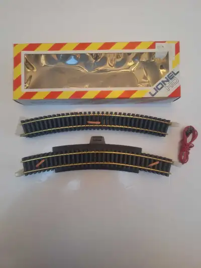 12 Pcs set / $60 per set Code 100 rails 11 curves 1 curve with rerailer and power terminal Please se...