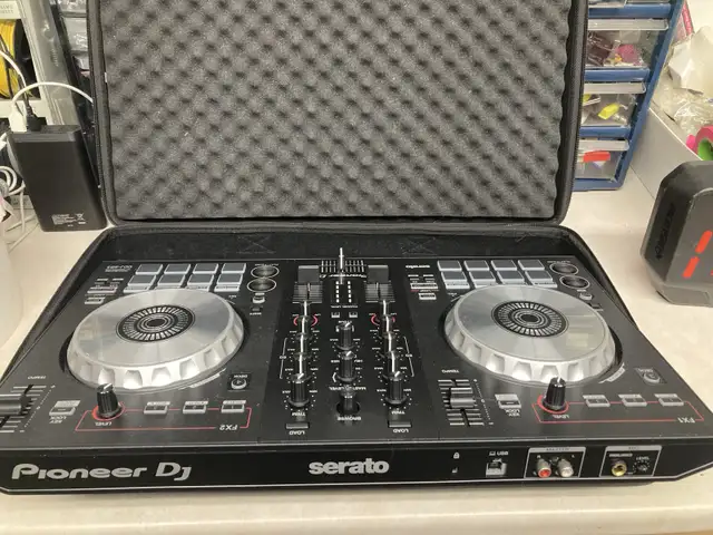 PA DJ Equipment  in Performance & DJ Equipment in Cape Breton - Image 5