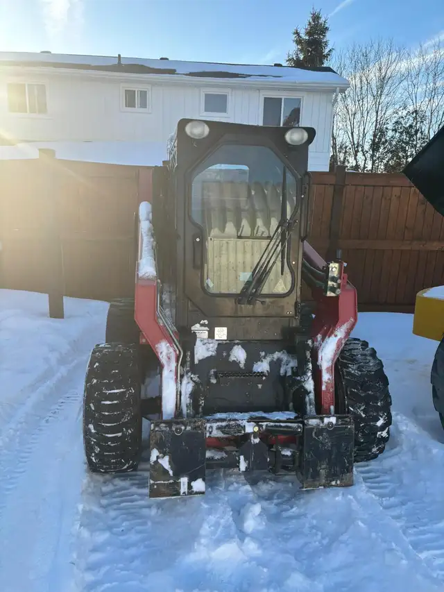 Skid Steer Rental – Bobcat T740 & Takeuchi TS70V in Brick, Masonry & Concrete in Oshawa / Durham Region - Image 7