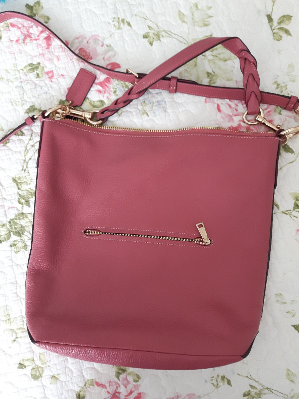 Authentic Coach Purse - Pink Leather in Women's - Bags & Wallets in City of Toronto - Image 2