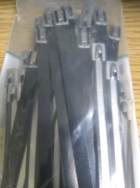 PANDUIT50 PACK OF COATED 316 STAINLESS STEEL CABLE TIES 22.5INCH