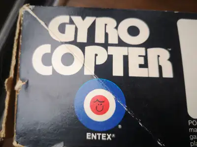 Vintage Toy Crank Helicopter For Sale, Voir plus