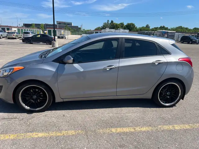 Hyundai Elantra 585559275419084803