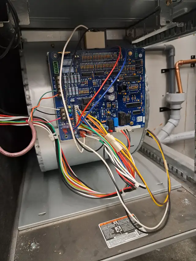 HVAC & Hot water tank repairs in Heating, Ventilation & Air Conditioning in Oakville / Halton Region - Image 8