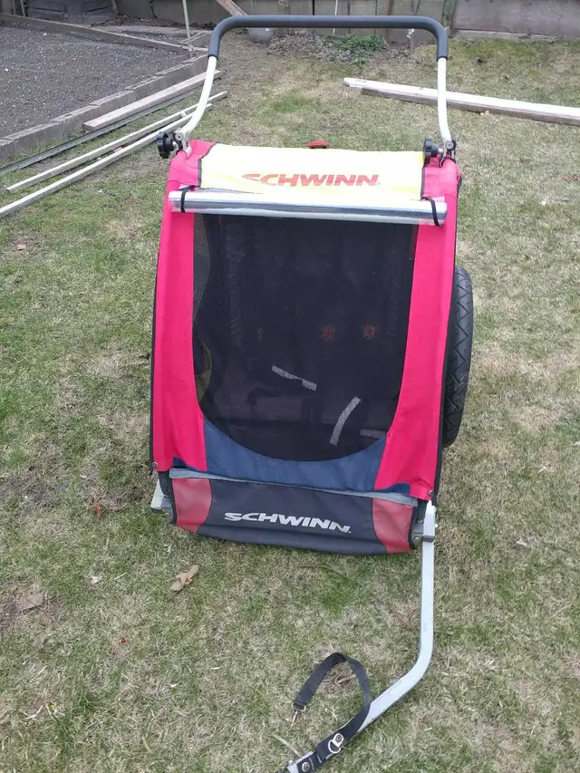 Bike Trailer Schwinn in Kids in London - Image 8