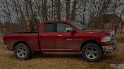 2012 ram 1500 asking for 8500 obo Runs and drives body is near mint minor dents and small rust Send...