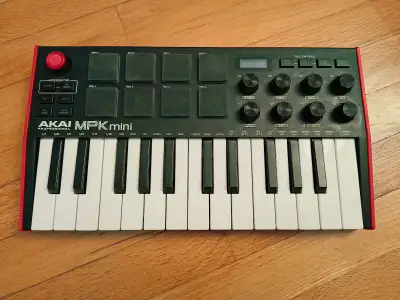 Akai MPK Mini Mk 3 contrôleur MIDI, comme neuf!, View more