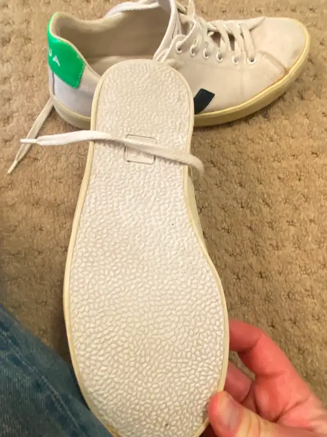 Veja Canvas Sneakers - Men 8/Women 9.5 for Sale in Women's - Shoes in Calgary - Image 4