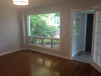 2 Bedroom apartment in West End Halifax. Main floor in a two level house in convenient location – Yo...