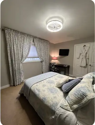 Single rate for a 30 day stayStarting october 15, 2026 to May 31, 2027 - $1500/month. Ideal for Exec...