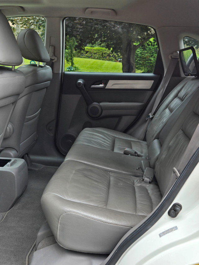 2010 Honda Crv in Cars & Trucks in Ottawa - Image 4