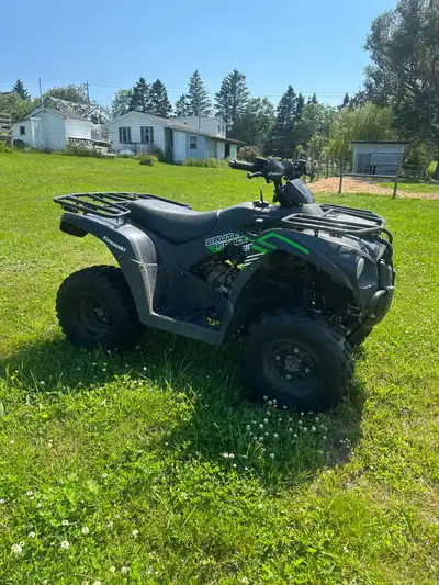 2020 Kawasaki Brute Force 300 in excellent condition with only 2,000 km. Very clean ATV that has bee...