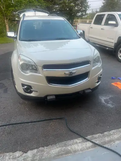 2015 chev equinox awd this suv is in very good shape its not a Cape Breton car its a Alberta car no...