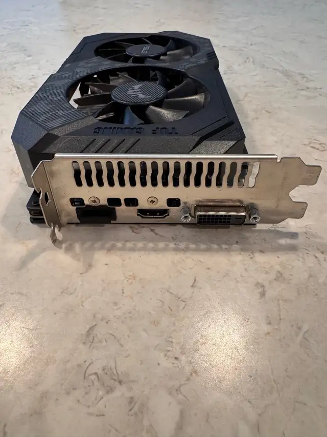 Nvidia GTX 1650 TUF Gaming in Desktop Computers in City of Montréal - Image 3