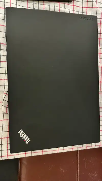 Lenovo Thinkpad T570 15.5” laptop. Excellent condition. Comes with docking station and charger. 8GB...