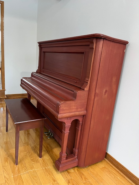 Piano droit et banc in Pianos & Keyboards in Longueuil / South Shore - Image 5