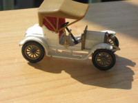 VINTAGE TOY 1960’s Yesteryear Matchbox by LESNEY 1909 Opel