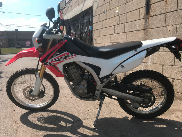 Dual Sport | 2015 Honda CRF250L | Fuel Injected | Certified in Dirt Bikes & Motocross in City of Toronto - Image 4