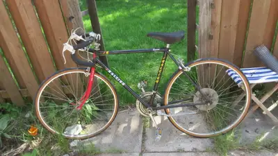 Vintage Raleigh record 12 speed road bike, View more