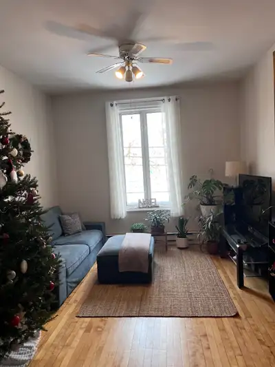 *Transfert de bail pour 1er février 2026* Spacieux 41/2 dans NDG, 1 320$/mois (hydro non inclus). Si...