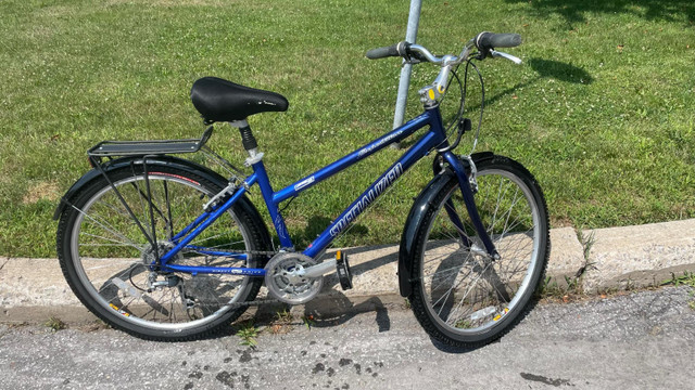 Specialized - Expedition - pour femme dans Randonnée, ville et hybrides  à Laval/Rive Nord - Image 2