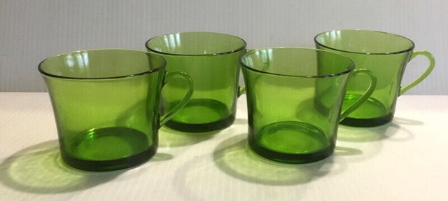Duralex France Vintage Green Glass Coffee Tea Mugs 4 pc in Arts & Collectibles in St. Catharines - Image 2