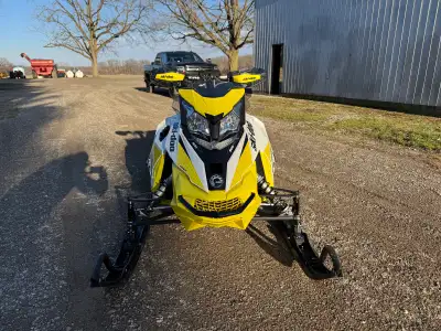 2017 Ski-doo MXZ 900 Ace 129” 10,877kms Sunburst Yellow Original Owner purchased non-current 2018 Ex...