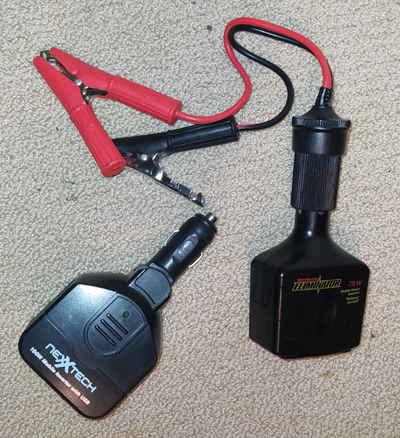 Power inverters - 75W & 100W Both in excellent working order Nexxtech - 100W - 20$ Eliminator - 75W...