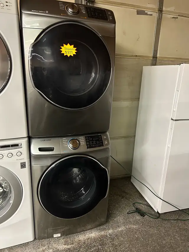 Samsung 27” Stackable Front Load Washer & Dryer. in Washers & Dryers in Kitchener / Waterloo - Image 2