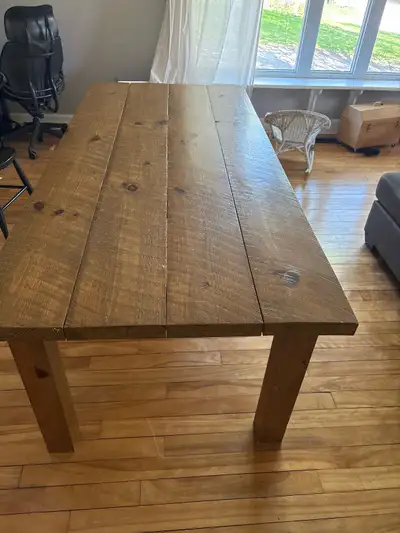 Selling hardwood table, handmade. Measurements are in pics. Any questions feel free to ask.