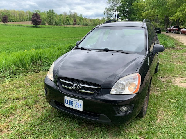 2009 Kia Rondo - big  price reduction in Cars & Trucks in Owen Sound