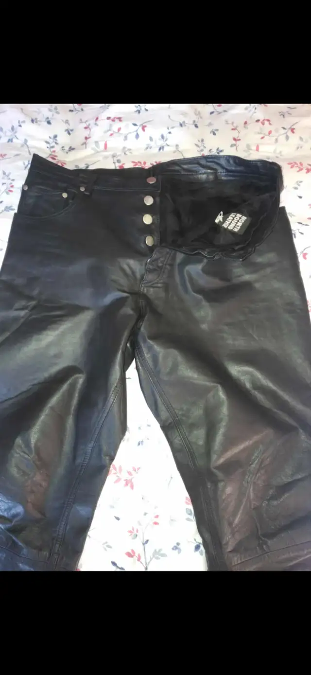 Leather collection men and ladies in Men's in Oshawa / Durham Region - Image 13