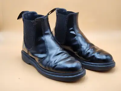 Dr Marten’s 2976 Mono Chelsea Boots – 8UK / 9USM / 10USL / 42EU, View more