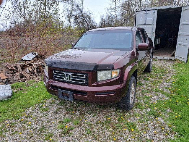 2007 Honda ridgeline 199000klm in Cars & Trucks in Hamilton
