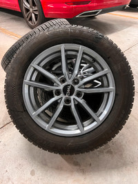 4 Michelin Winter tires on rims - Perfect conditions no damages