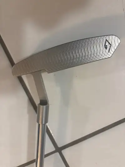 Argolf Milled Putter (made in France) Arthur LT model barely use, View more