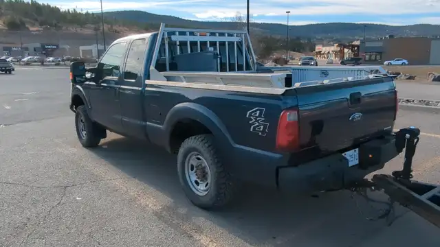 2014 Ford 250 Ex Conservation Truck!! in Cars & Trucks in Williams Lake - Image 9