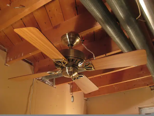 Ventilateur de plafond Hunter Bayport 107 cm NEUF in Indoor Lighting & Fans in City of Montréal - Image 6