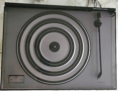 Vintage Bang and Olufsen turntable Beogram 1602, View more