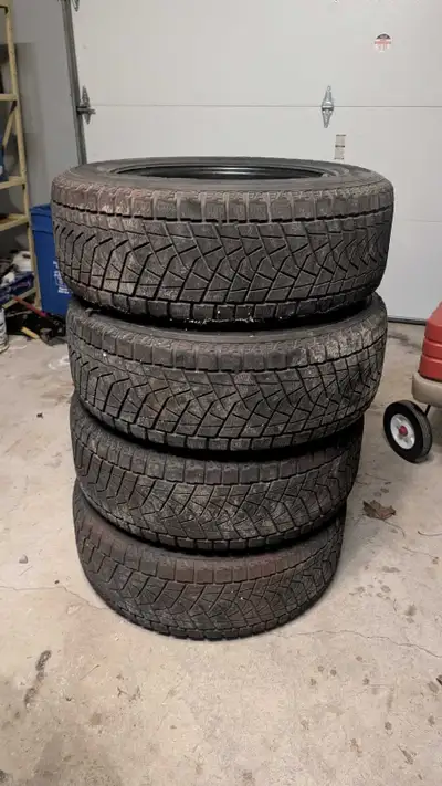 Winter tires Comes with steel rims All tires hold air no leaks, cracks or patches I do not know the...