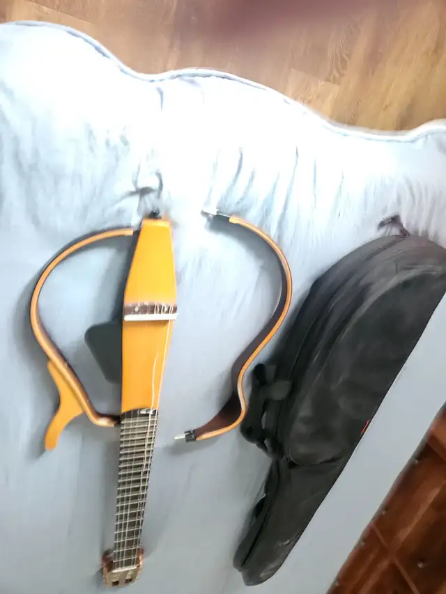 Yamaha Silent Guitar in Guitars in Peterborough - Image 4