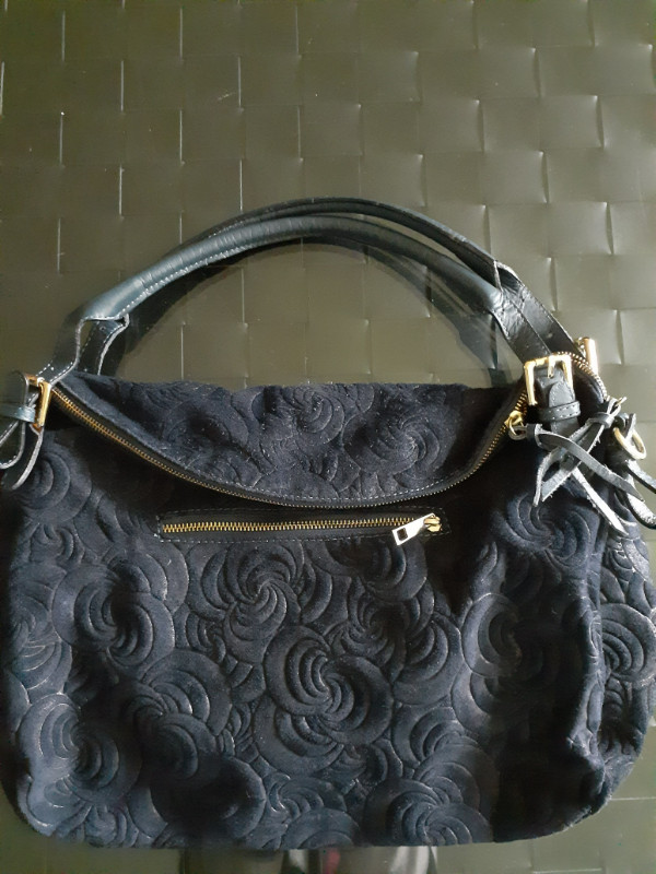Genuine Leather and Suede Navy Shoulder Bag in Women's - Bags & Wallets in Ottawa