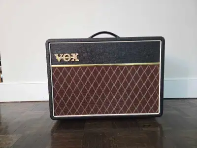 VOX Ac10c1, View more