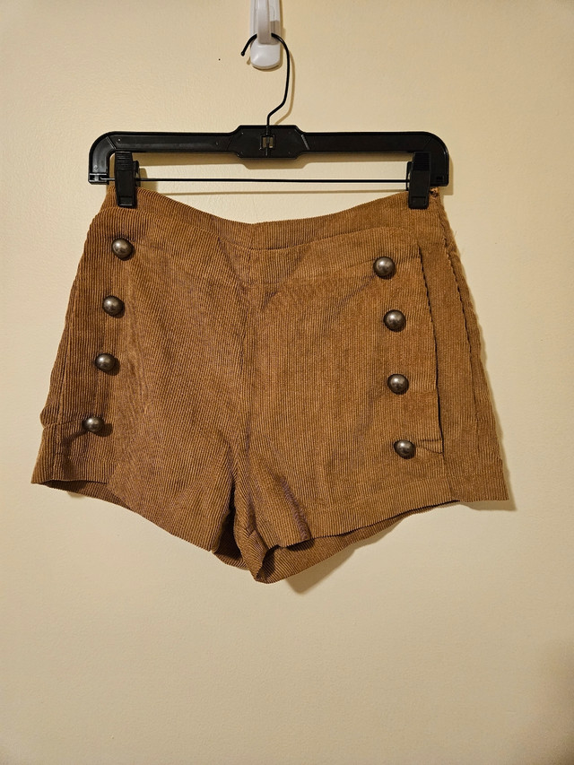 Corduroy shorts in Women's - Bottoms in St. Albert - Image 4